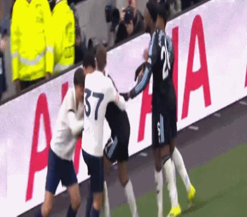 陈馨彤回归,助阵,董铭霄爆发,乐鱼体育官网,乐鱼体育入口,乐鱼体育平台,乐鱼体育官方