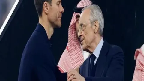 扎卡镜头下畅饮可乐，法瑞点球大战在即